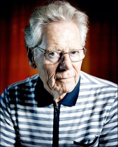 hans-kung-exiger-d-un-jeune-homme-au-xxie-siecle-qu-il-renonce-au-mariage-c-est-suicidaire-pour-l-eglise,M40635