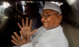 Anna-Hazare-007