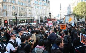 PROTESTORS-AT-LONDON-ANTI-CAPITALISM-PROTEST_3
