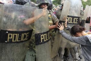 6a00d8341bfb1653ef015393f0ec76970b-550wi