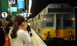"I'll ride with you" hashtaq for Muslims on Sydney subway
